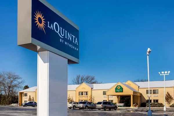 La Quinta Inn by Wyndham Sheboygan 4