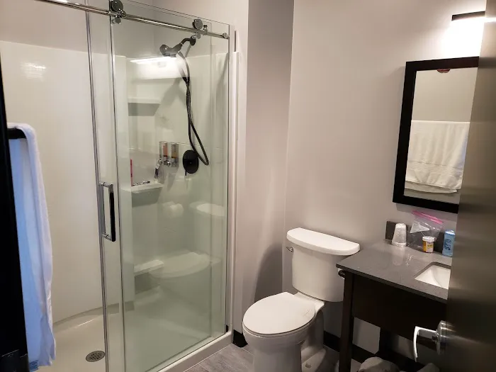 Watershed Hotel 4