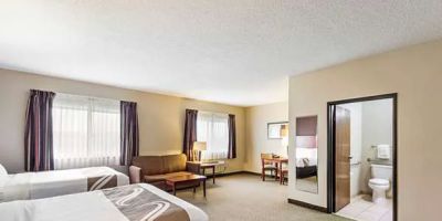 Quality Inn Sheboygan North I-43
