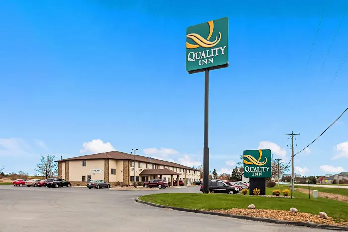 Quality Inn Sheboygan North I-43 4