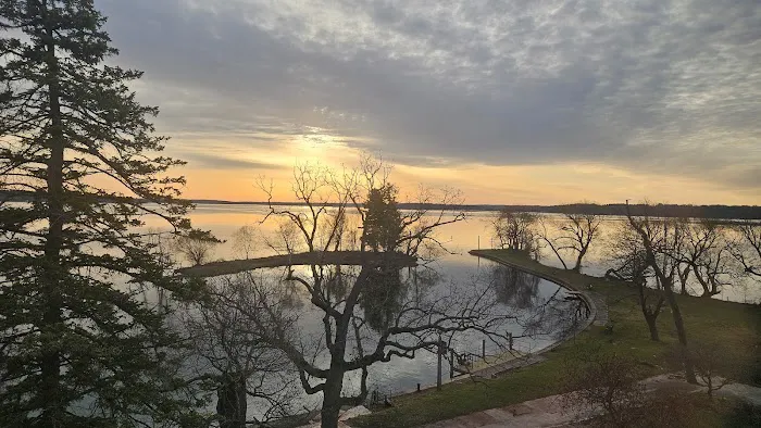 Roger Williams Inn 4