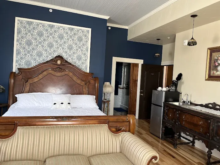 Cambridge Inn on Main 4