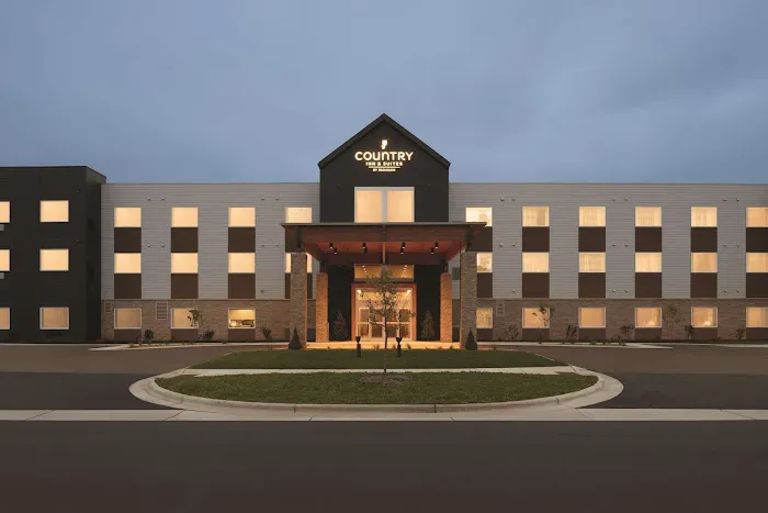 Country Inn & Suites by Radisson, Ft. Atkinson, WI 4