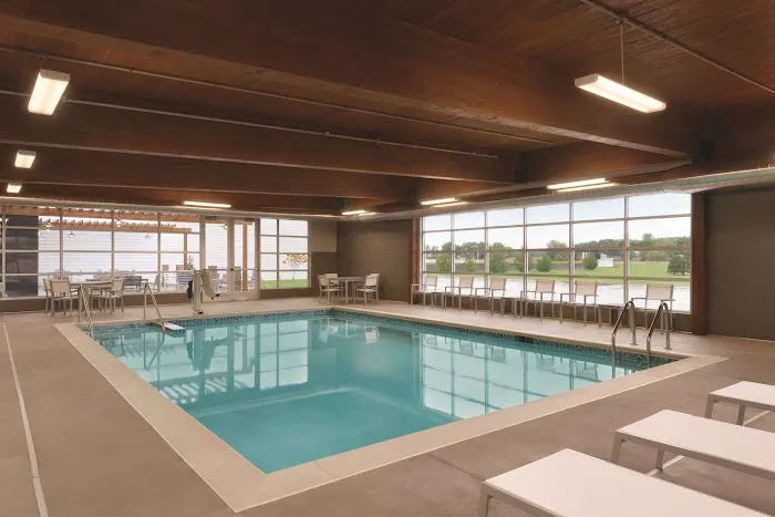 Country Inn & Suites by Radisson, Ft. Atkinson, WI 4