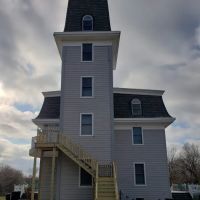 The Starlight Tower Hot Tub Suite ico