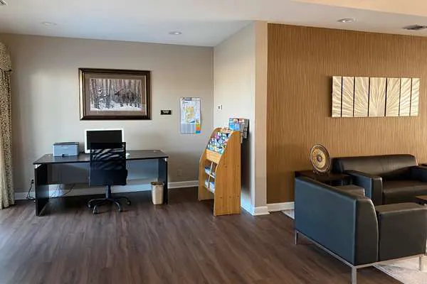AmericInn by Wyndham Fort Atkinson 4