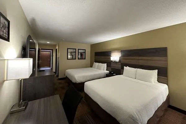 AmericInn by Wyndham Fort Atkinson 4