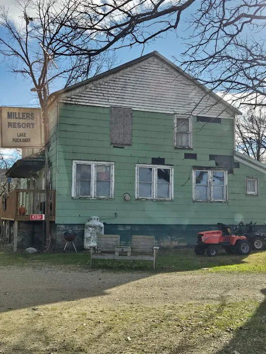 Miller's Tavern & Resort 4