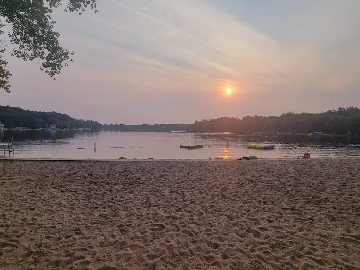 White Lake Beach Resort 4