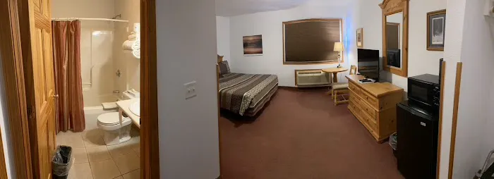 Green Lake Inn 4