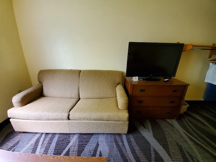 Boarders Inn & Suites by Cobblestone Hotels - Ripon 4
