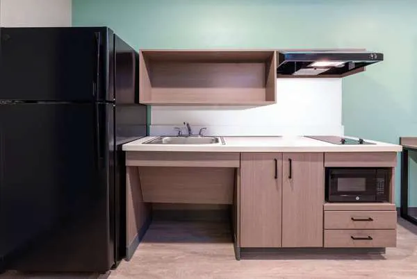 ECHO Suites Extended Stay by Wyndham Madison 4