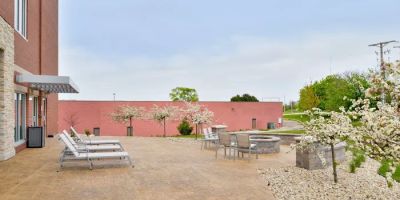Holiday Inn Express & Suites Madison by IHG