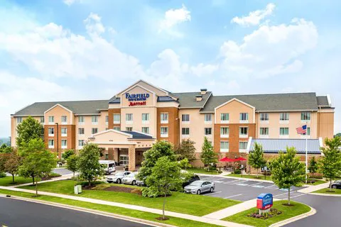 Fairfield Inn & Suites Madison East 4
