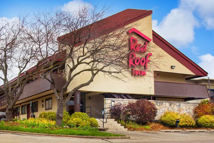 Red Roof Inn Madison, WI 4