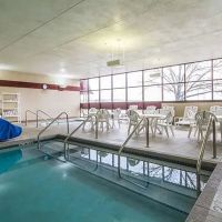 Comfort Inn & Suites Madison - Airport ico