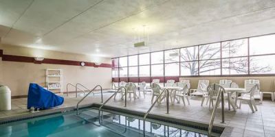 Comfort Inn & Suites Madison - Airport