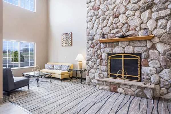 Quality Inn & Suites Lodi I-90 4