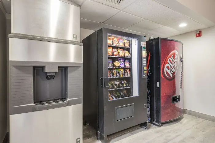 Quality Inn & Suites Lodi I-90 4