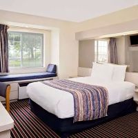 Microtel Inn & Suites by Wyndham Madison East ico