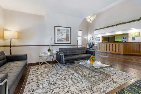 Quality Inn & Suites Stoughton - Madison South 4