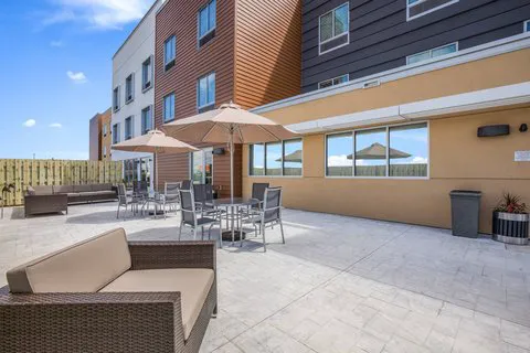 Fairfield Inn & Suites Whitewater 4
