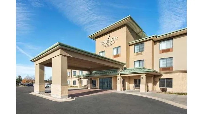 Country Inn & Suites by Radisson, Madison West, WI 5
