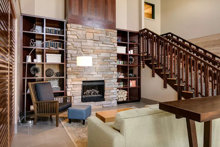 Country Inn & Suites by Radisson, Madison West, WI 5