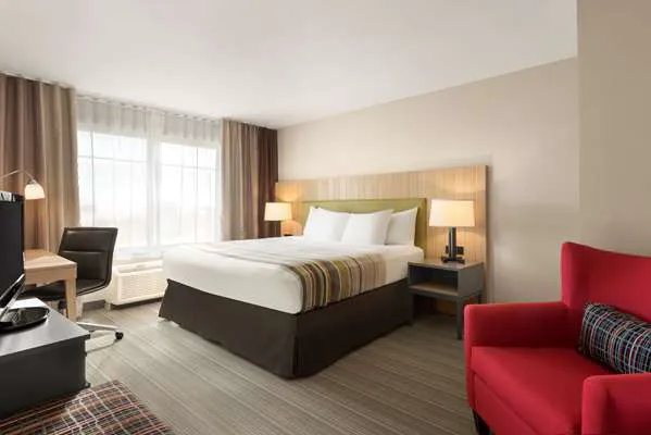 Country Inn & Suites by Radisson, Madison West, WI 5