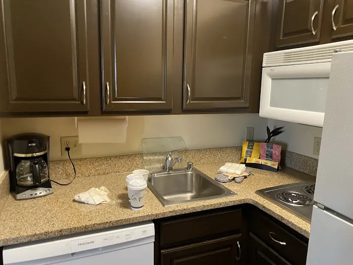 Staybridge Suites Madison West / Middleton 5