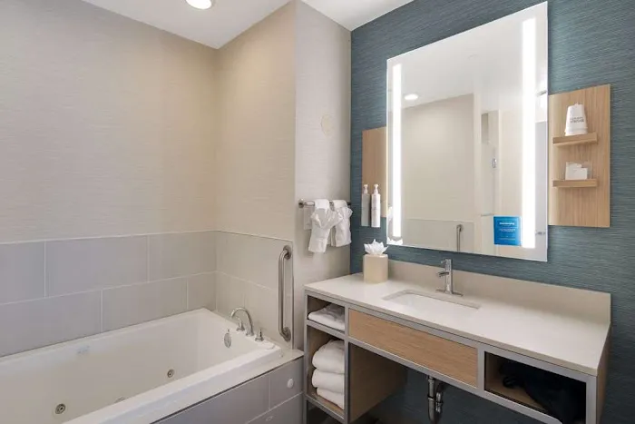 Hilton Garden Inn Madison West/Middleton 5