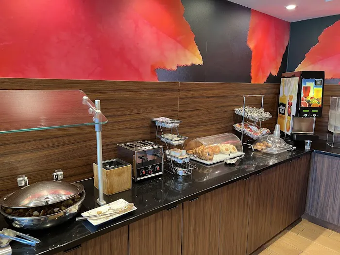 Fairfield Inn & Suites Madison West/Middleton 5