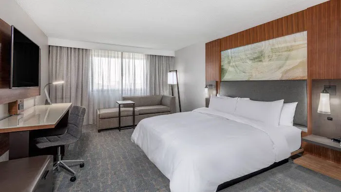 Madison Marriott West 4