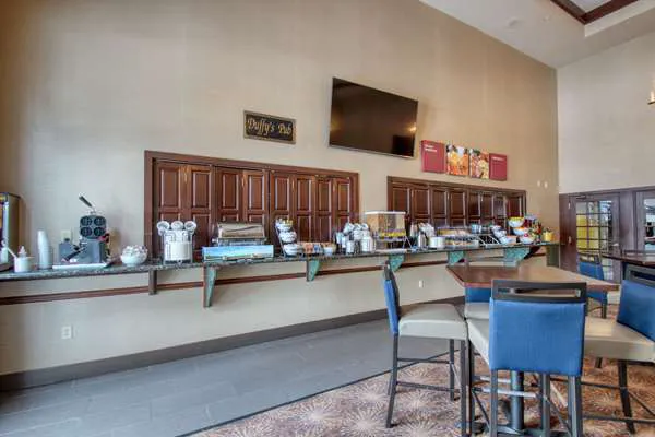 Comfort Suites Madison West - Middleton 4