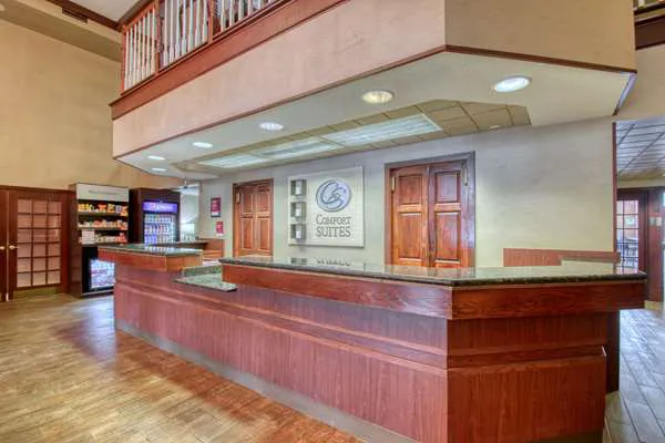 Comfort Suites Madison West - Middleton 4