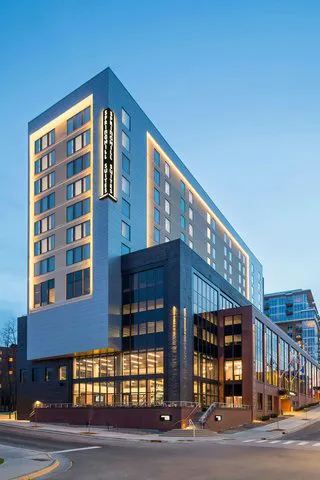 SpringHill Suites Madison 4