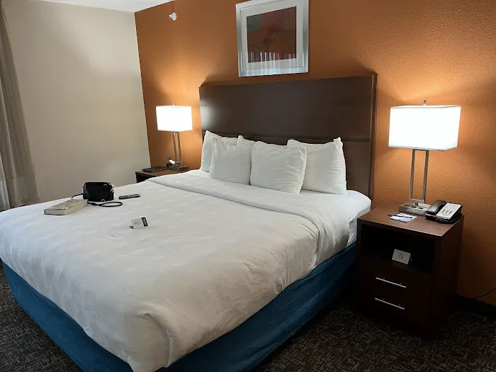MainStay Suites Madison - Monona 4