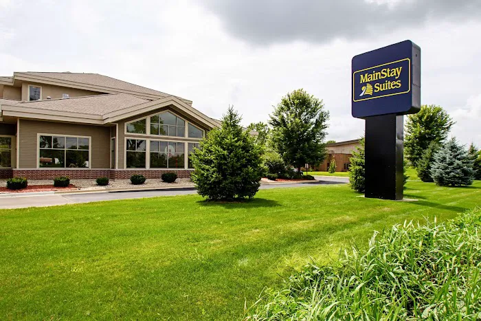 MainStay Suites Madison - Monona 4