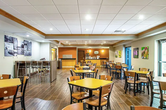 Sleep Inn & Suites Madison - Monona 4
