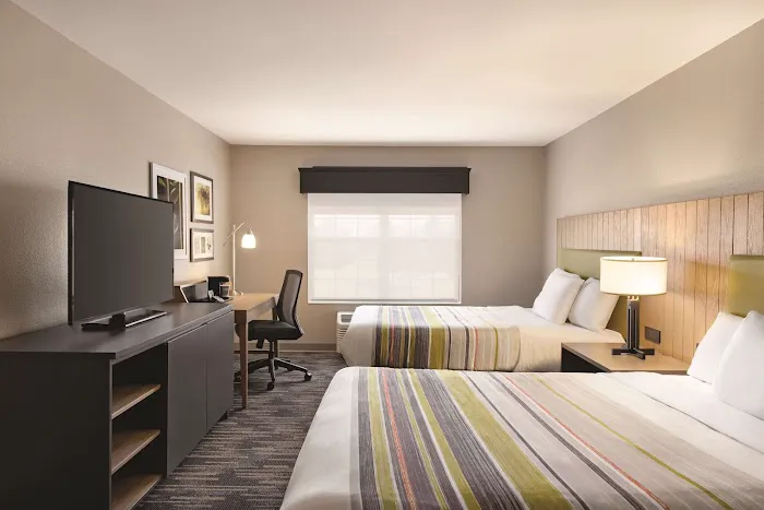 Country Inn & Suites by Radisson, Madison, WI 4