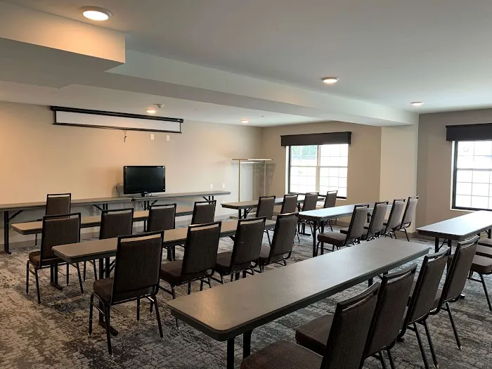 Country Inn & Suites by Radisson, Madison, WI 4
