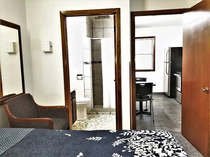 51 Kitchenette Motel 4