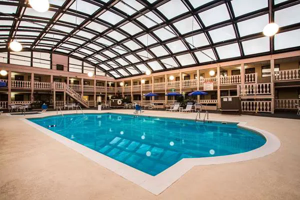 AmericInn by Wyndham Janesville 4
