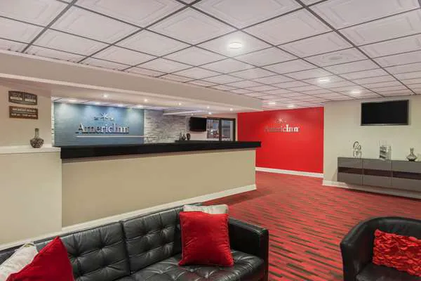 AmericInn by Wyndham Janesville 4