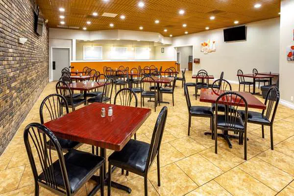 AmericInn by Wyndham Janesville 4