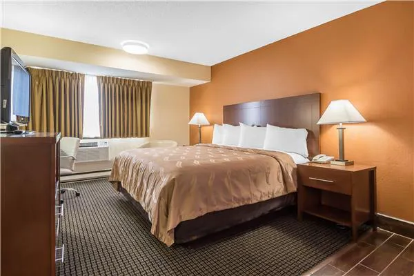 Quality Inn Janesville North 4