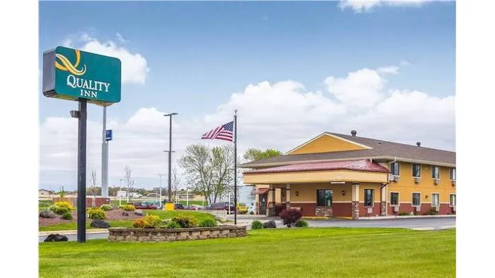 Quality Inn Janesville North 4