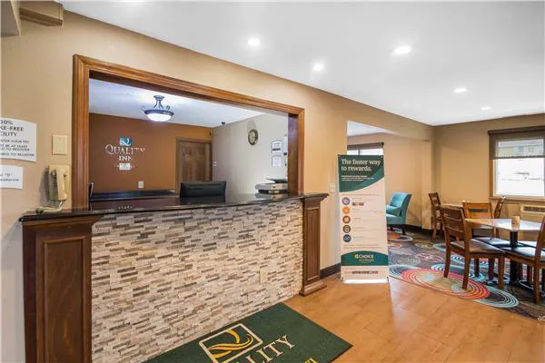 Quality Inn Janesville North 4