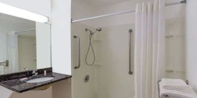 Super 8 by Wyndham Janesville