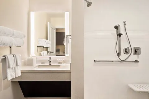 TownePlace Suites Janesville 4